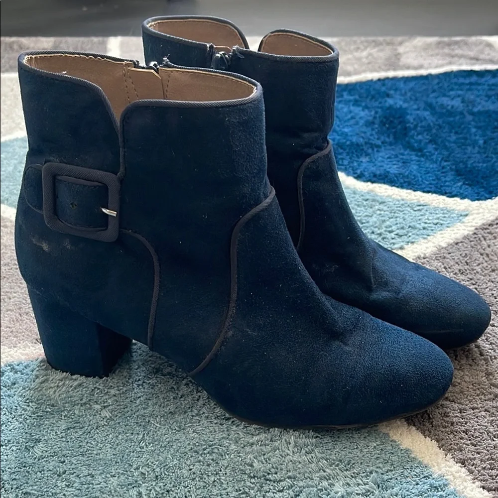 White Mountain Blue Ankle Boots